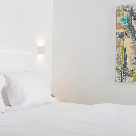 Bedspot Paros ナウサ